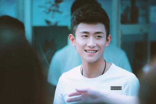 张一山爆料博主视频下载,博主视频下载背后的秘密  第2张