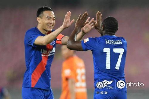 足坛名记爆料视频大全下载,揭秘足球圈幕后故事 第1张 足坛名记爆料视频大全下载,揭秘足球圈幕后故事 第1张